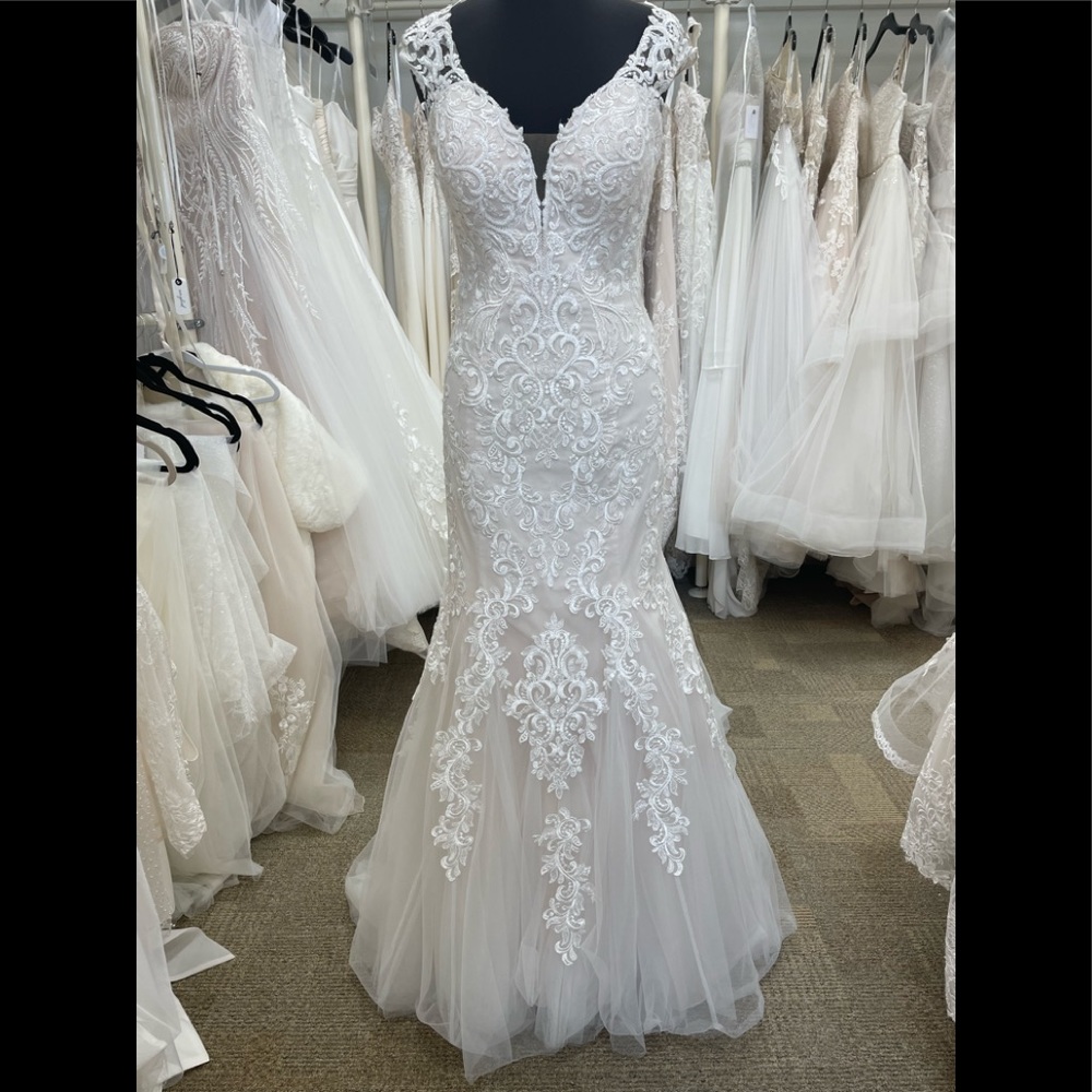 Ivory Blush Wedding Dress Bridal Gown